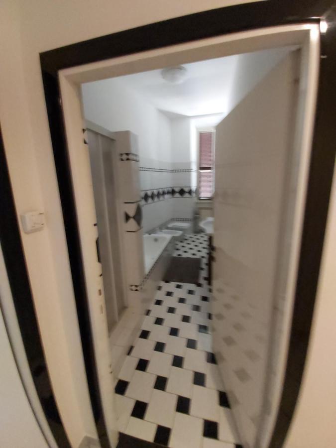 Whole Holiday Home Apartment Splendid Civitavecchia Da Pamino & Priscilla Bagian luar foto