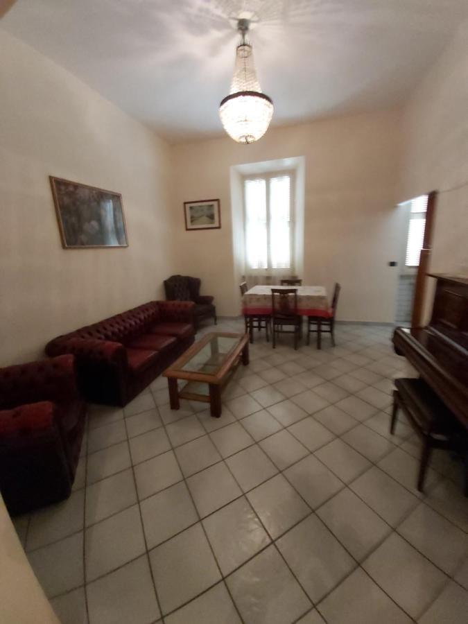 Whole Holiday Home Apartment Splendid Civitavecchia Da Pamino & Priscilla Bagian luar foto